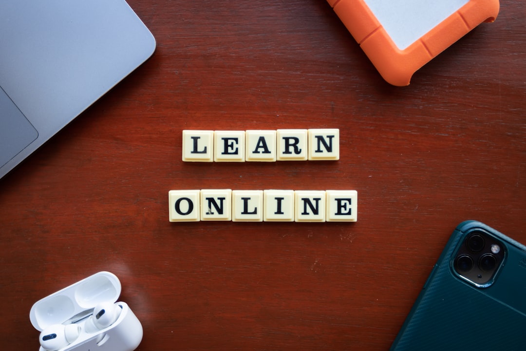 student learning languages online